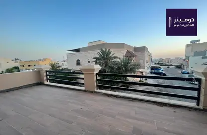 Villa - 5 Bedrooms - 7 Bathrooms for sale in Hamad Town - Northern Governorate