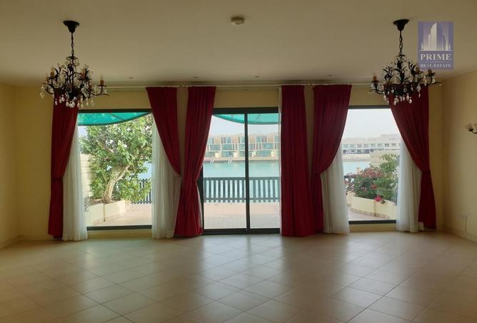 Villa - 3 Bedrooms - 5 Bathrooms for rent in Amwaj Avenue - Amwaj Islands - Muharraq Governorate