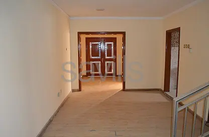 Villa - 5 Bathrooms for rent in Um Al Hasam - Manama - Capital Governorate