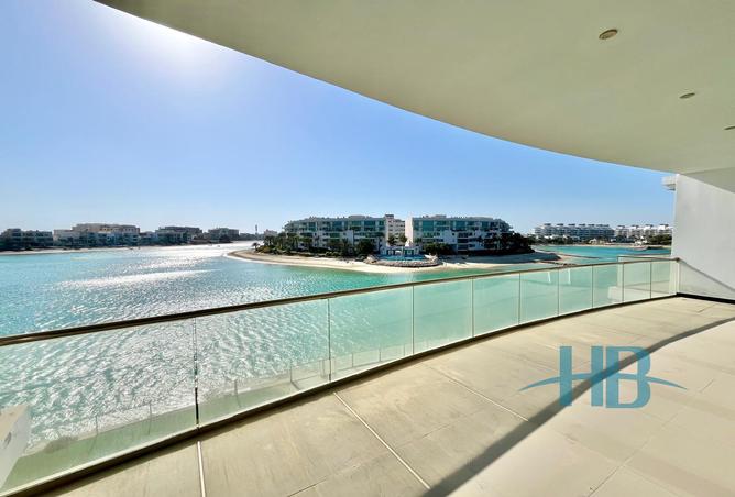 Villa - 7 Bedrooms for sale in Amwaj Avenue - Amwaj Islands - Muharraq Governorate