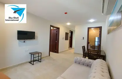 Apartment - 1 Bedroom - 1 Bathroom for rent in Sanabis - Manama - Capital Governorate