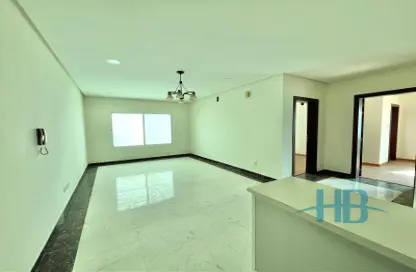 Apartment - 2 Bedrooms - 3 Bathrooms for rent in Galali - Muharraq Governorate