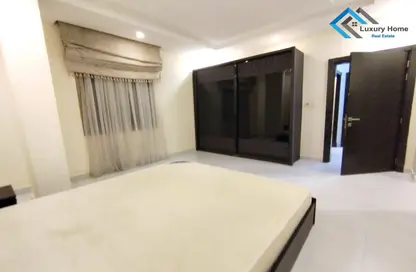 Apartment - 2 Bedrooms - 3 Bathrooms for rent in Hidd - Muharraq Governorate