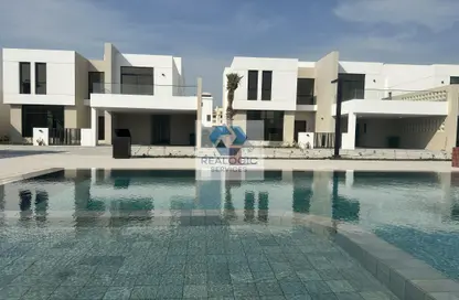 Villa - 4 Bedrooms - 5 Bathrooms for rent in Saar - Northern Governorate