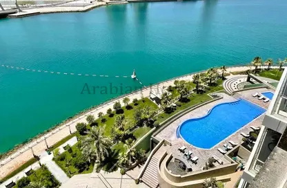 Apartment - 4 Bedrooms - 6 Bathrooms for rent in Reef Island - Capital Governorate