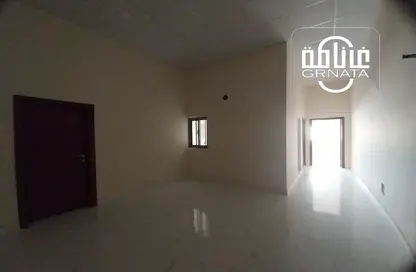 Apartment - 2 Bedrooms - 2 Bathrooms for rent in Manama - Capital Governorate