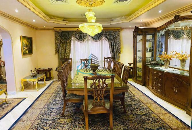 Villa - 7 Bedrooms for sale in Adhari - Manama - Capital Governorate