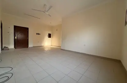 Apartment - 3 Bedrooms - 2 Bathrooms for rent in Riffa Al Sharqi - Riffa - Southern Governorate