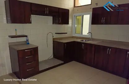 Apartment - 3 Bedrooms - 3 Bathrooms for rent in Busaiteen - Muharraq Governorate