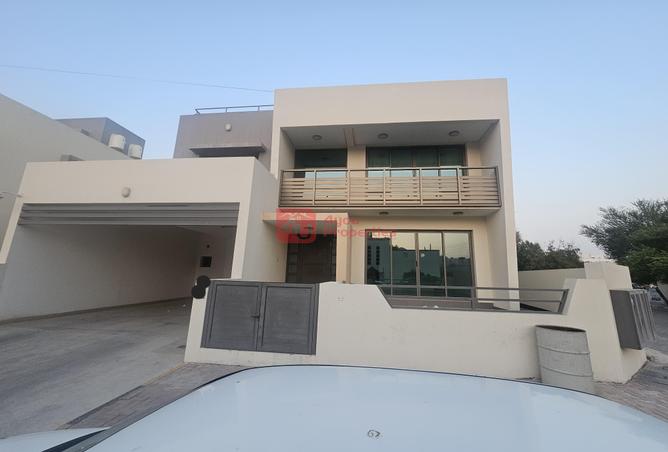 Villa - 4 Bedrooms - 4 Bathrooms for rent in Salmaniya - Manama - Capital Governorate