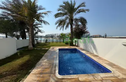 Villa - 4 Bedrooms - 6 Bathrooms for rent in Tala Island - Amwaj Islands - Muharraq Governorate