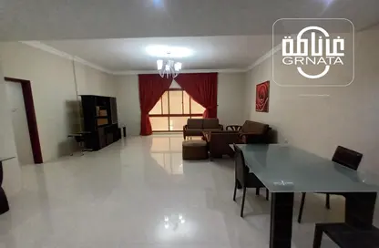 Apartment - 2 Bedrooms - 3 Bathrooms for rent in Al Juffair - Capital Governorate