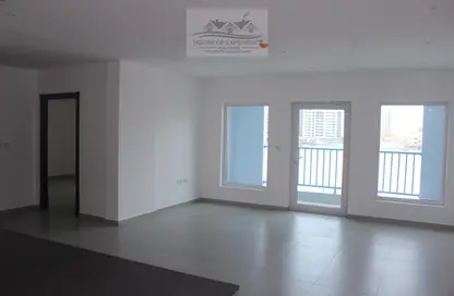 Apartment - 1 Bedroom - 2 Bathrooms for rent in Sanabis - Manama - Capital Governorate