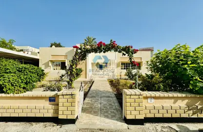 Villa - 3 Bedrooms - 3 Bathrooms for rent in Saar - Northern Governorate