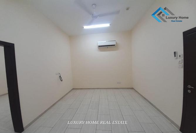 Apartment - 2 Bedrooms - 2 Bathrooms for rent in Salmabad - Central Governorate