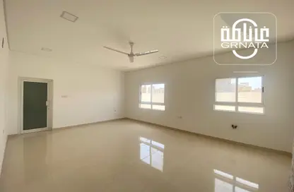 Apartment - 2 Bedrooms - 2 Bathrooms for rent in Zinj - Manama - Capital Governorate