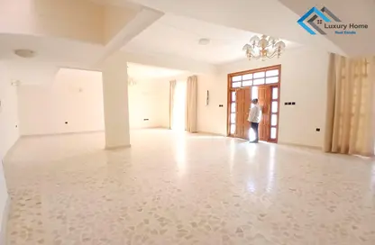 Villa - 4 Bedrooms - 5 Bathrooms for sale in Busaiteen - Muharraq Governorate