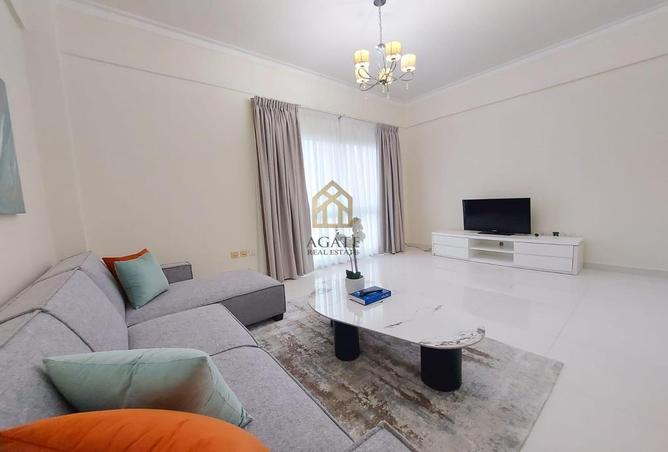 Apartment - 2 Bedrooms - 3 Bathrooms for rent in Um Al Hasam - Manama - Capital Governorate