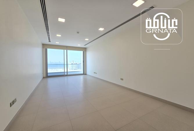 Apartment - 2 Bedrooms - 2 Bathrooms for rent in Hidd - Muharraq Governorate