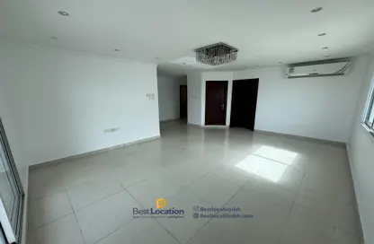 Apartment - 3 Bedrooms - 4 Bathrooms for sale in Hidd - Muharraq Governorate