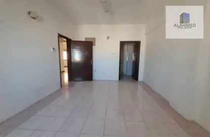 Apartment - 2 Bedrooms - 2 Bathrooms for rent in Mahooz - Manama - Capital Governorate