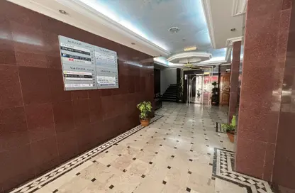 Office Space - Studio - 1 Bathroom for rent in Exhibition Road - Hoora - Capital Governorate