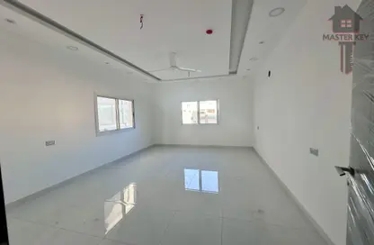 Apartment - 4 Bedrooms - 4 Bathrooms for sale in Hidd - Muharraq Governorate