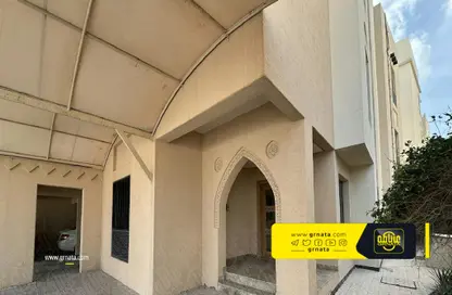 Whole Building - Studio - 3 Bathrooms for sale in Busaiteen - Muharraq Governorate