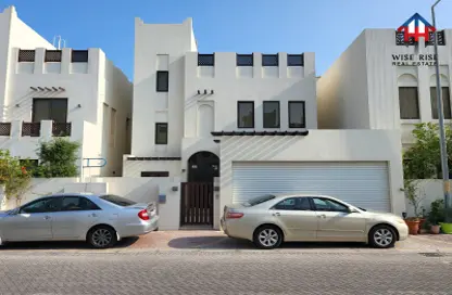 Villa - 3 Bedrooms - 5 Bathrooms for rent in Al Noor - Diyar Al Muharraq - Muharraq Governorate