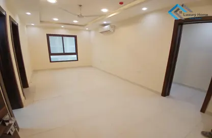 Apartment - 1 Bedroom - 2 Bathrooms for rent in Sanad - Central Governorate