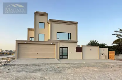 Villa - 4 Bedrooms - 6 Bathrooms for sale in Karzakkan - Northern Governorate