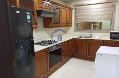 Apartment - 2 Bedrooms - 2 Bathrooms for rent in Um Al Hasam - Manama - Capital Governorate