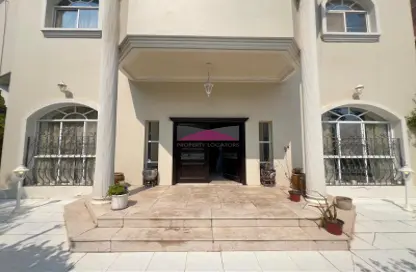 Villa - 4 Bedrooms - 5 Bathrooms for rent in Mahooz - Manama - Capital Governorate