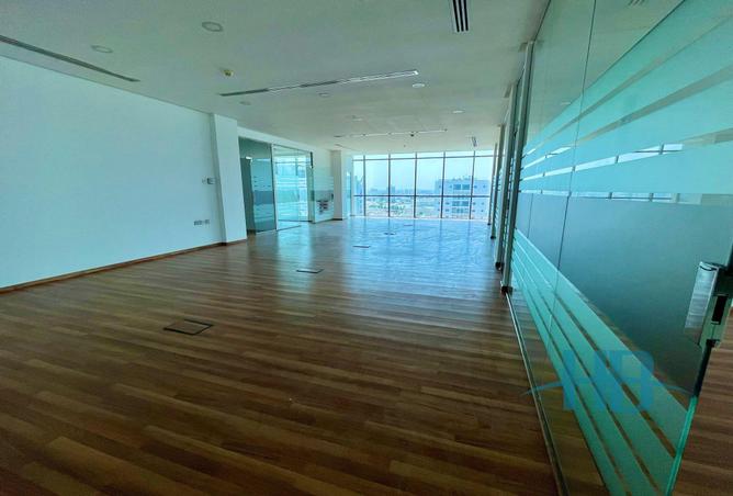 Office Space - Studio - 1 Bathroom for rent in Seef - Capital Governorate