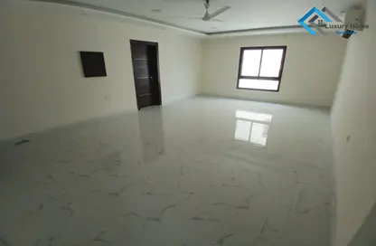 Apartment - 2 Bedrooms - 2 Bathrooms for rent in Sanad - Central Governorate