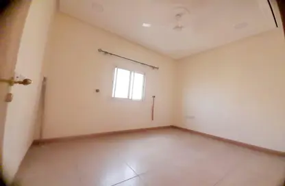 Apartment - 2 Bedrooms - 2 Bathrooms for rent in Zinj - Manama - Capital Governorate