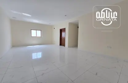 Apartment - 2 Bedrooms - 2 Bathrooms for rent in alnaim - Manama - Capital Governorate