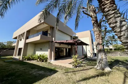 Villa - 4 Bedrooms - 5 Bathrooms for rent in Saar - Northern Governorate