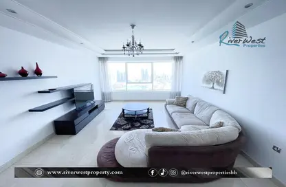 Apartment - 2 Bedrooms - 3 Bathrooms for rent in Abraj Al Lulu - Manama - Capital Governorate