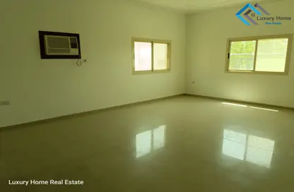 Apartment - 3 Bedrooms - 3 Bathrooms for rent in Busaiteen - Muharraq Governorate