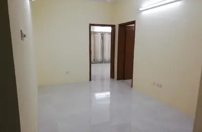 Apartment - 2 Bedrooms - 1 Bathroom for rent in Manama - Capital Governorate