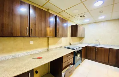 Apartment - 2 Bedrooms - 2 Bathrooms for rent in Um Al Hasam - Manama - Capital Governorate