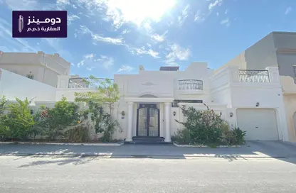 Villa - 4 Bedrooms - 4 Bathrooms for rent in Janabiya - Northern Governorate