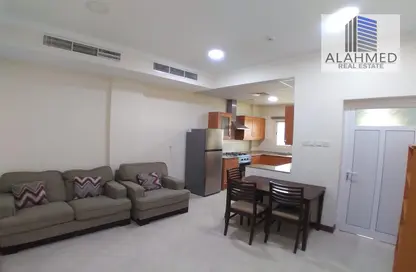 Apartment - 1 Bedroom - 1 Bathroom for rent in Mahooz - Manama - Capital Governorate