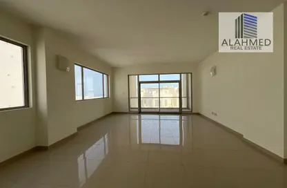 Apartment - 3 Bedrooms - 2 Bathrooms for rent in Amwaj Marina - Amwaj Islands - Muharraq Governorate