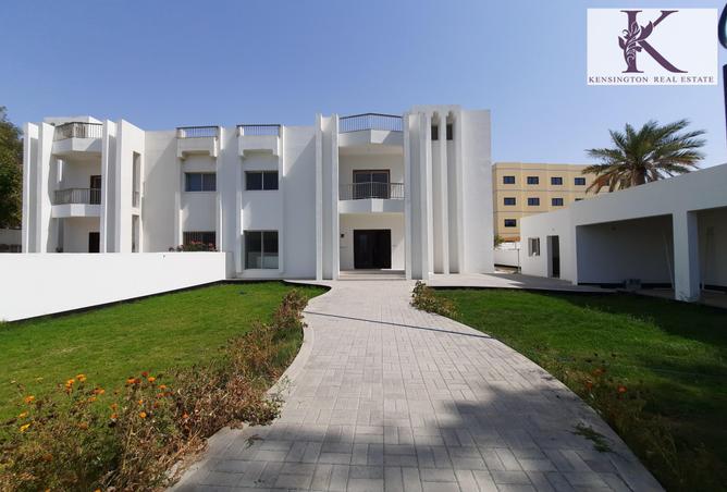 Villa - 4 Bedrooms - 4 Bathrooms for rent in Saar - Northern Governorate