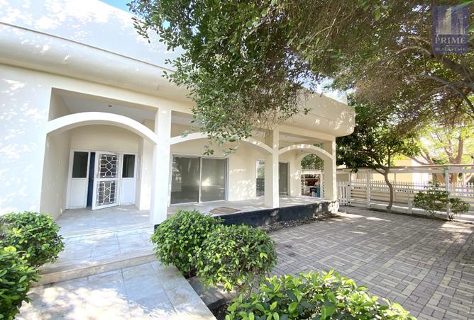 Villa - 3 Bedrooms - 3 Bathrooms for rent in Saar - Northern Governorate