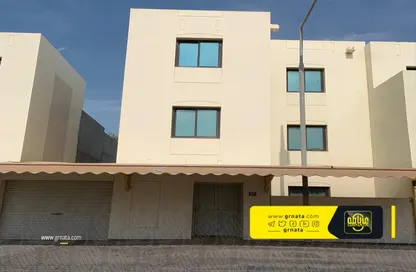 Villa - 5 Bedrooms - 4 Bathrooms for sale in Hamad Town - Northern Governorate