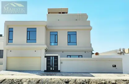 Villa - 4 Bedrooms - 5 Bathrooms for sale in Bu Quwah - Northern Governorate