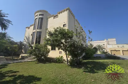 Villa - 4 Bedrooms - 5 Bathrooms for rent in Janabiya - Northern Governorate